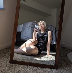 Meet your Posher, Samantha